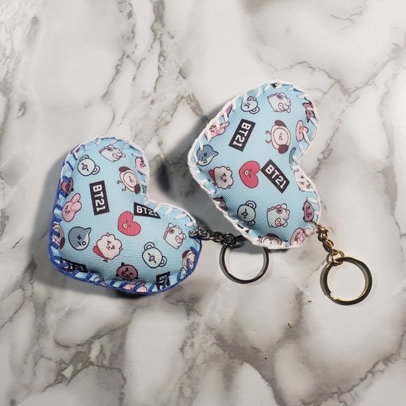 Bundled Heart Keychain - Picture 3 of 5